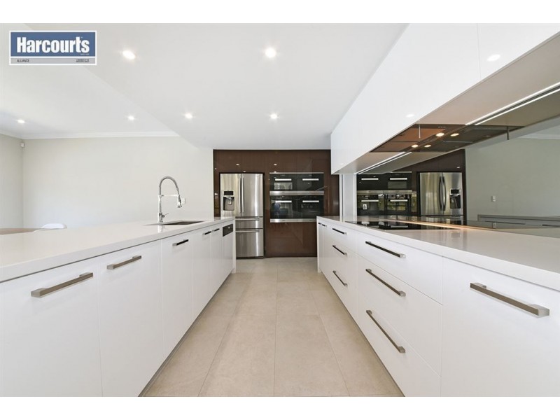 2 Fourmile Avenue, Burns Beach WA 6028