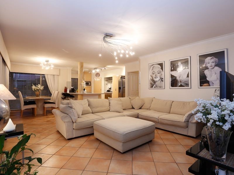 3 Randell Crescent, Ocean Reef WA 6027