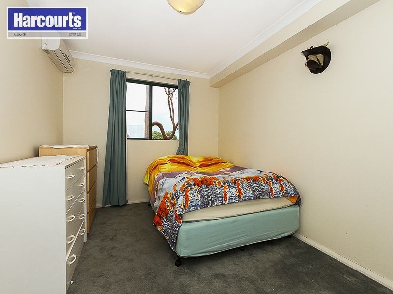 4/167 Grand Boulevard, Joondalup WA 6027