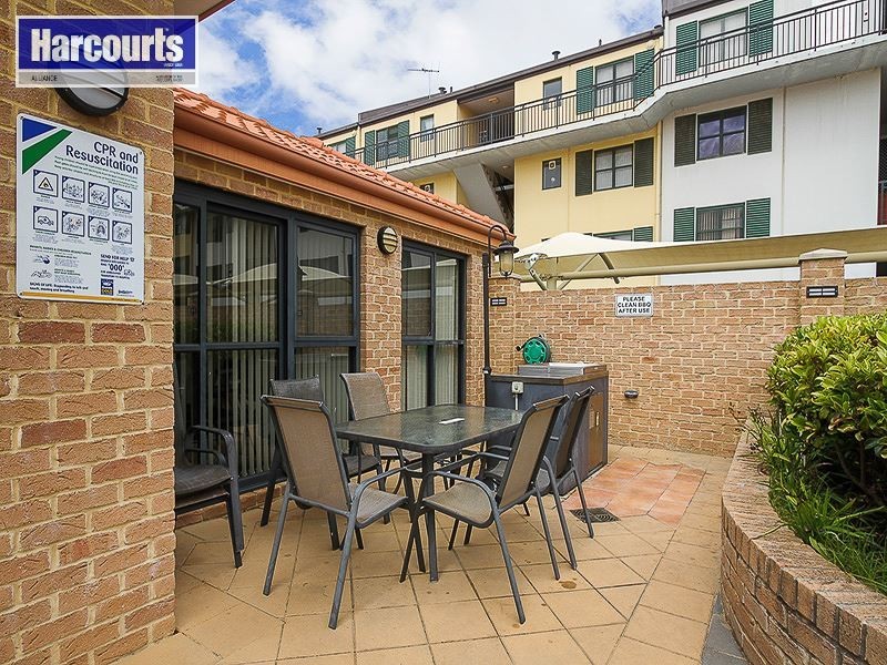4/167 Grand Boulevard, Joondalup WA 6027