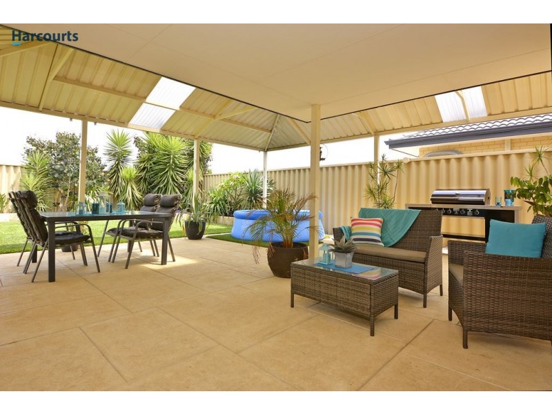 9 Sanctuary Gardens, Ridgewood WA 6030