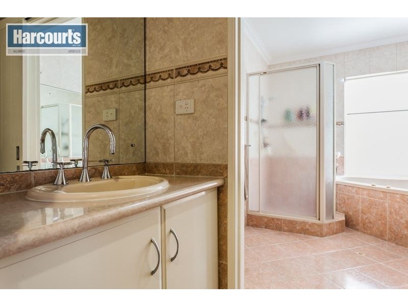 6 Raphael Lane, Currambine WA 6028