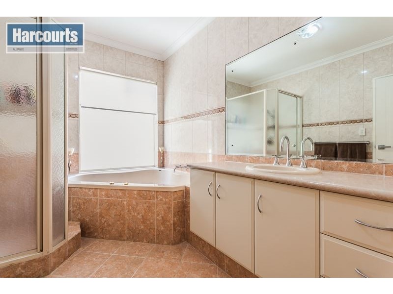 6 Raphael Lane, Currambine WA 6028