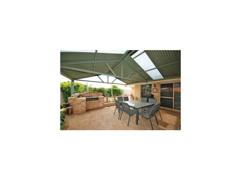 25 Santa Ana Mews, Currambine WA 6028