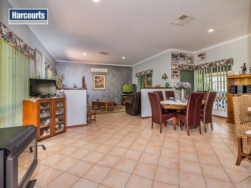 114 Ridgewood Loop, Bullsbrook WA 6084