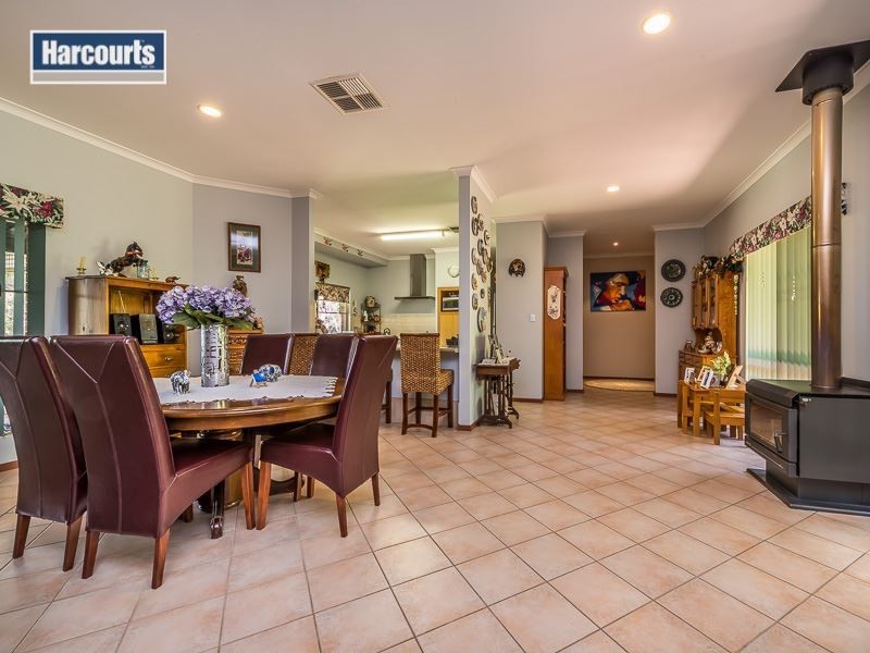 114 Ridgewood Loop, Bullsbrook WA 6084