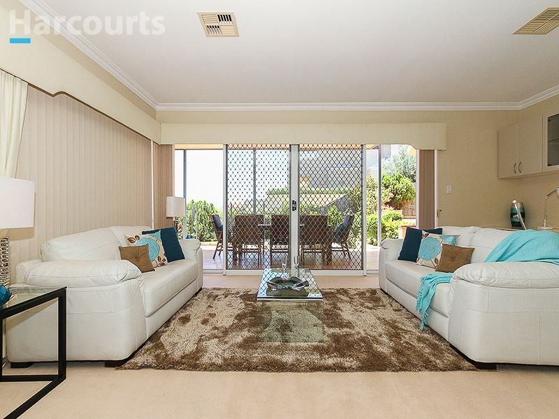 7 Randell Crescent, Ocean Reef WA 6027