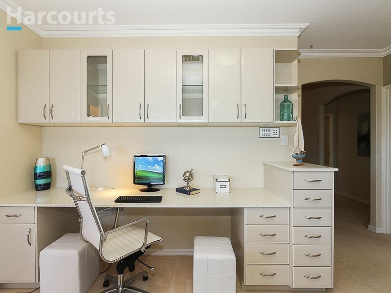 7 Randell Crescent, Ocean Reef WA 6027