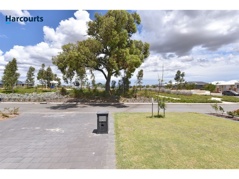 23 Willard Circuit, Banksia Grove WA 6031