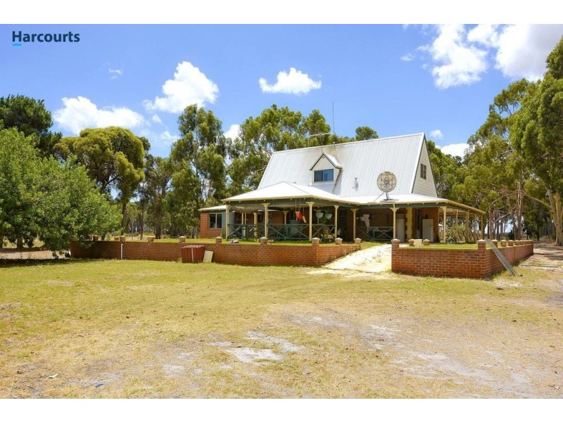 264 Neaves Road, Mariginiup WA 6078