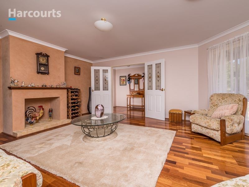 97 Ayrshire Loop, Lower Chittering WA 6084