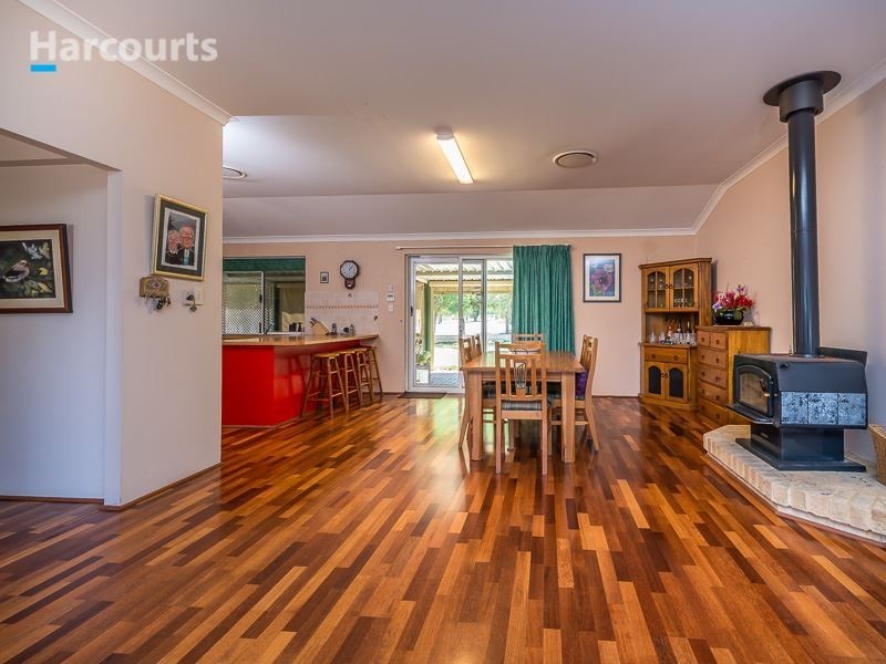 97 Ayrshire Loop, Lower Chittering WA 6084
