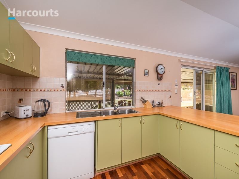 97 Ayrshire Loop, Lower Chittering WA 6084