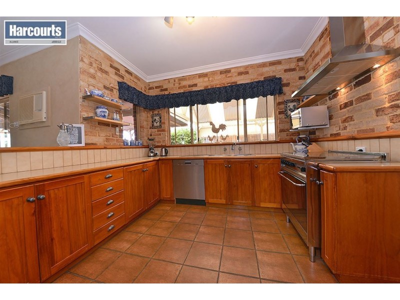 23 Reflection Close, Edgewater WA 6027