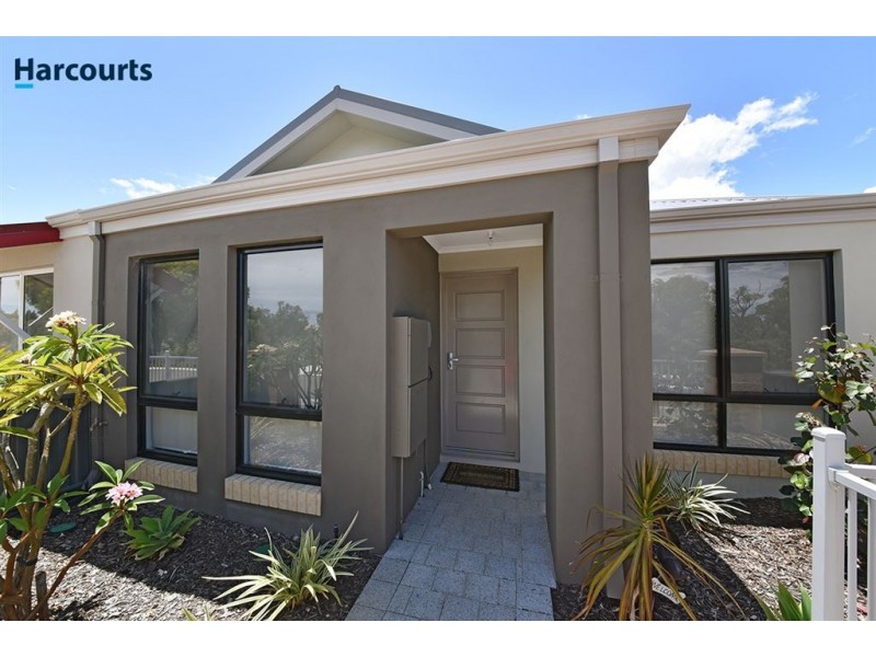 71 Cuddlepie Turn, Banksia Grove WA 6031