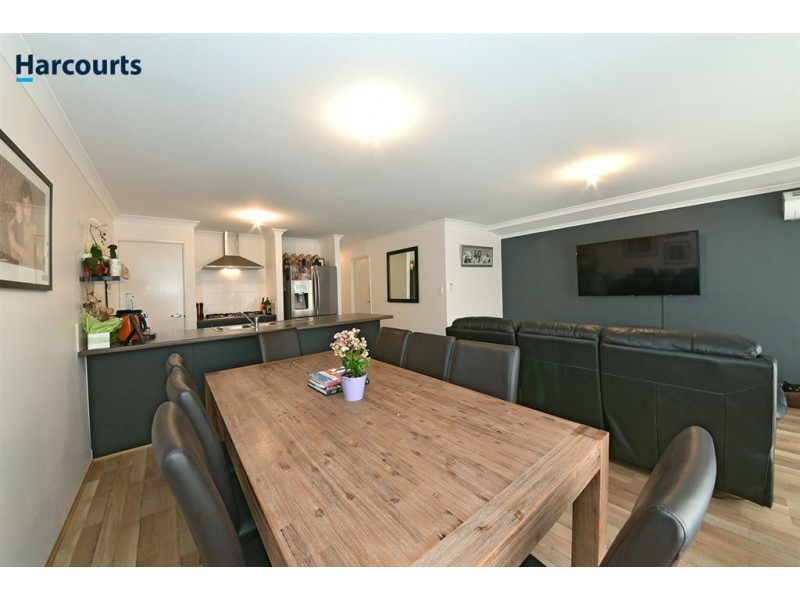 71 Cuddlepie Turn, Banksia Grove WA 6031