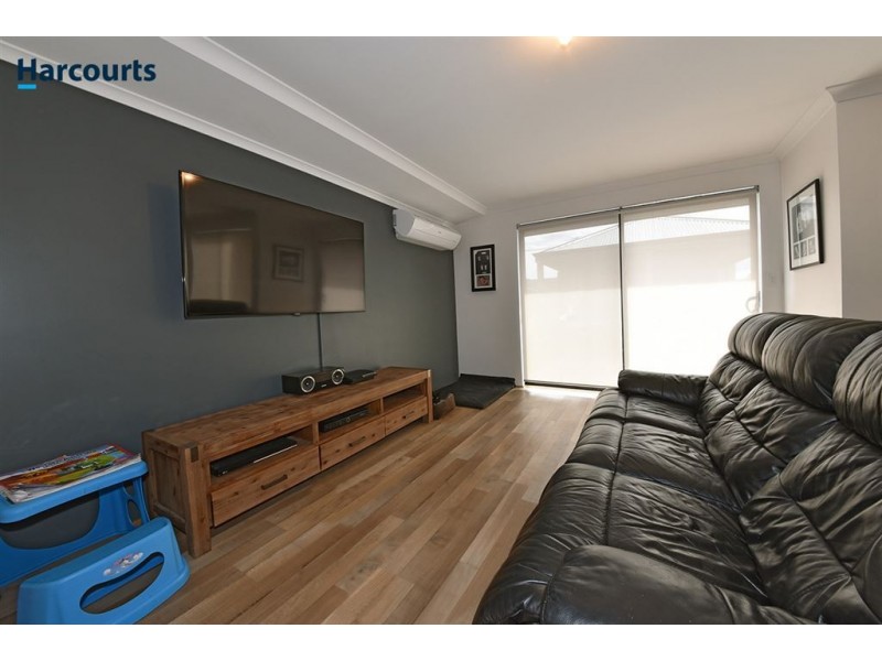 71 Cuddlepie Turn, Banksia Grove WA 6031