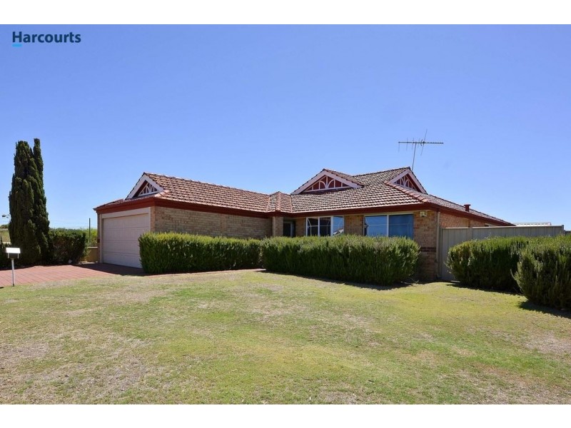 2 Silverfern Avenue, Currambine WA 6028