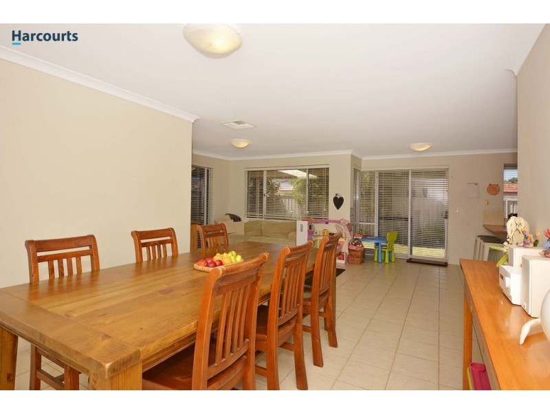 2 Silverfern Avenue, Currambine WA 6028