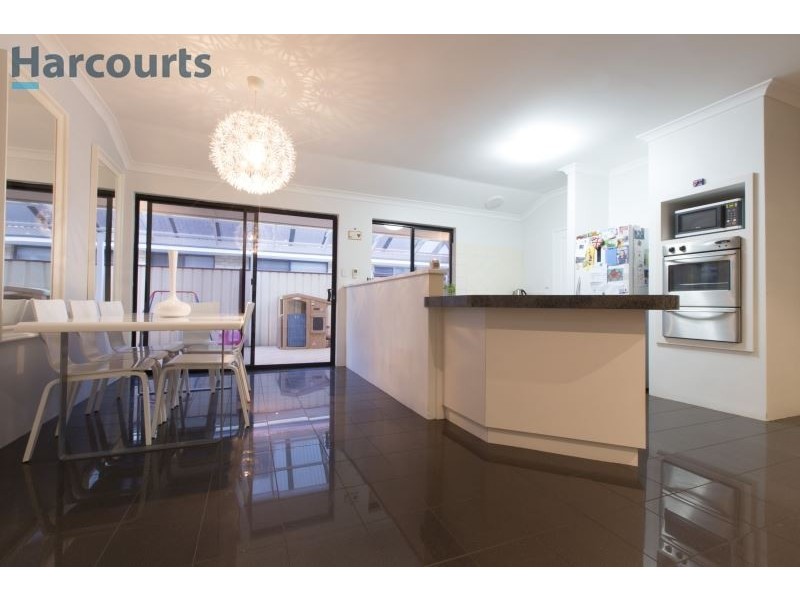 35 Carlton Turn, Currambine WA 6028