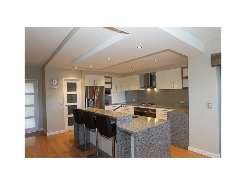 11 Spitfire Avenue, Burns Beach WA 6028