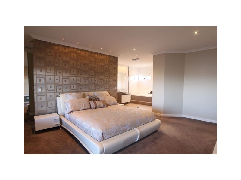 11 Spitfire Avenue, Burns Beach WA 6028