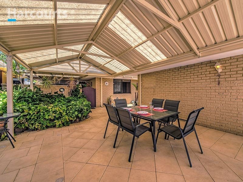 27 Periwinkle Road, Mullaloo WA 6027