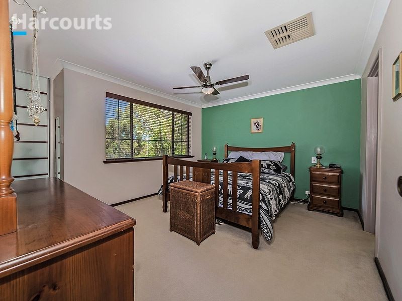 27 Periwinkle Road, Mullaloo WA 6027