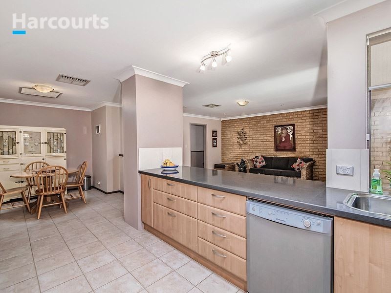 27 Periwinkle Road, Mullaloo WA 6027