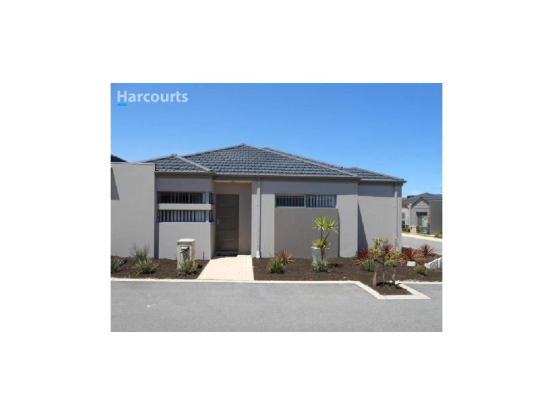 2 Denver Close, Currambine WA 6028