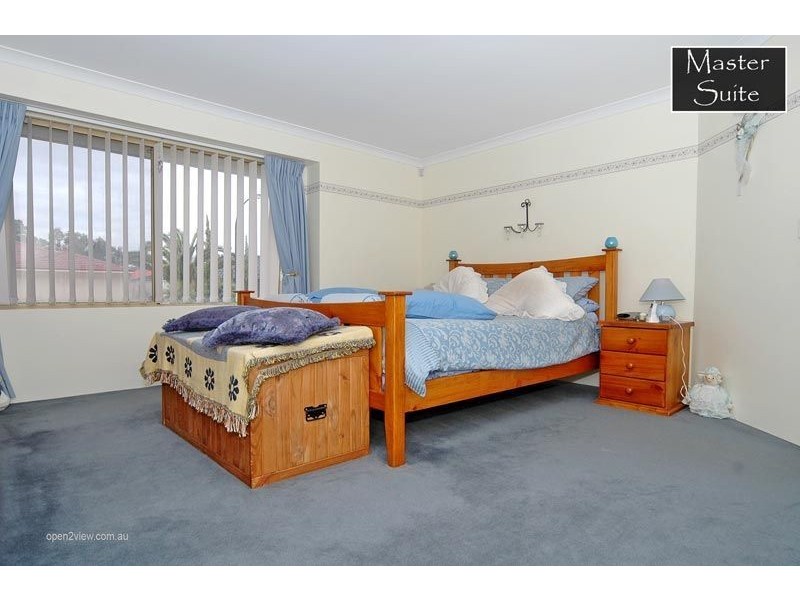 28 Merrang Circuit, Carramar WA 6031