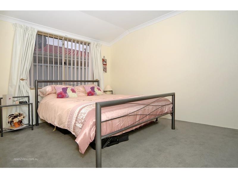 28 Merrang Circuit, Carramar WA 6031