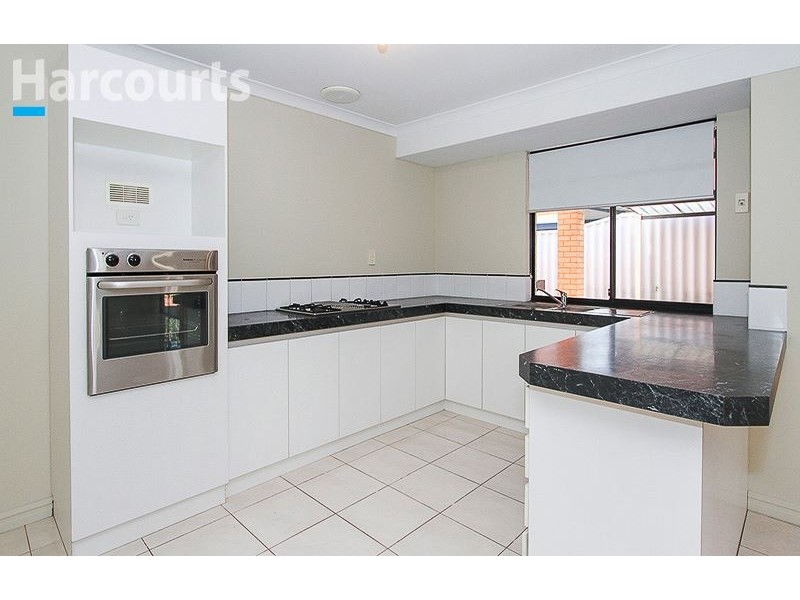 12 Cheriton Drive, Carramar WA 6031