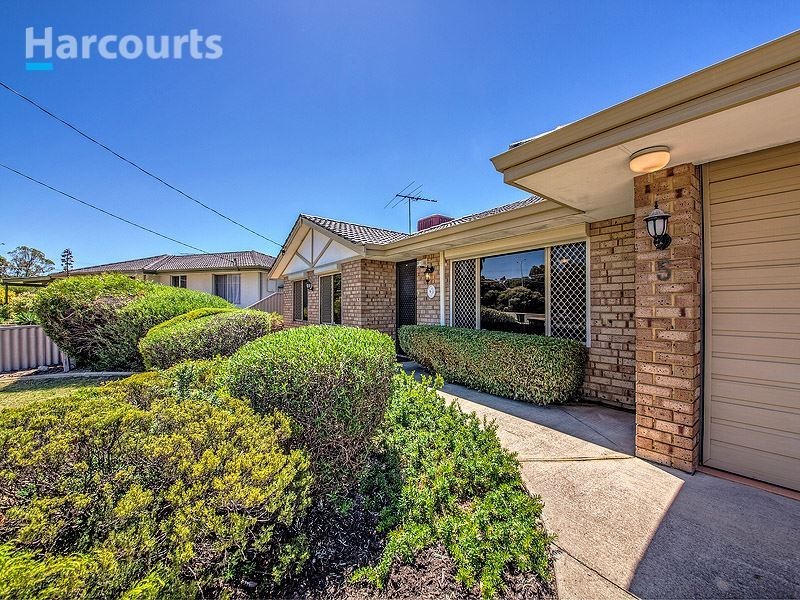 5 Lyons Place, Heathridge WA 6027