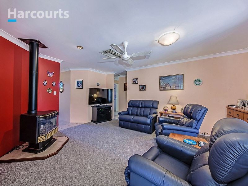 5 Lyons Place, Heathridge WA 6027