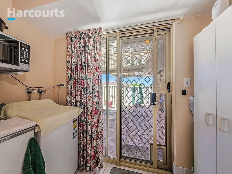 5 Lyons Place, Heathridge WA 6027