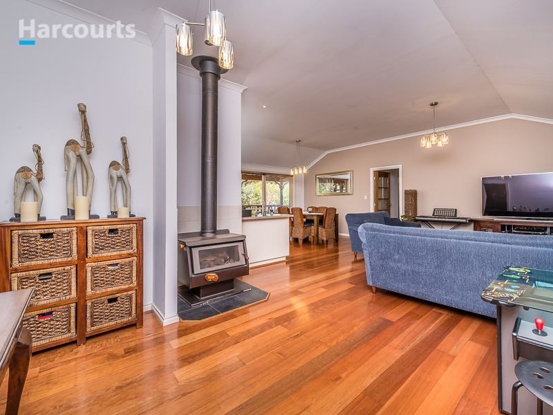 15 Brindle Close, Chittering WA 6084