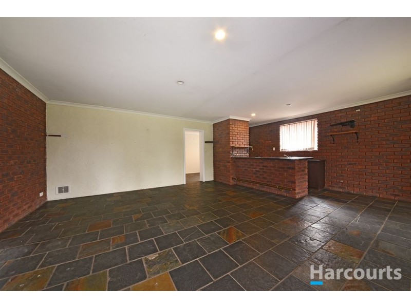 3 Bacon Place, Beechboro WA 6063