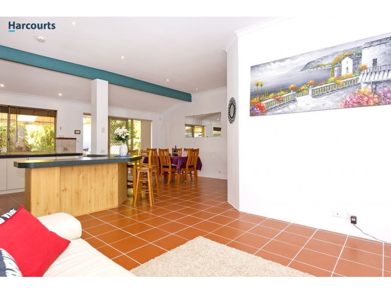 8 Placid Court, Joondalup WA 6027