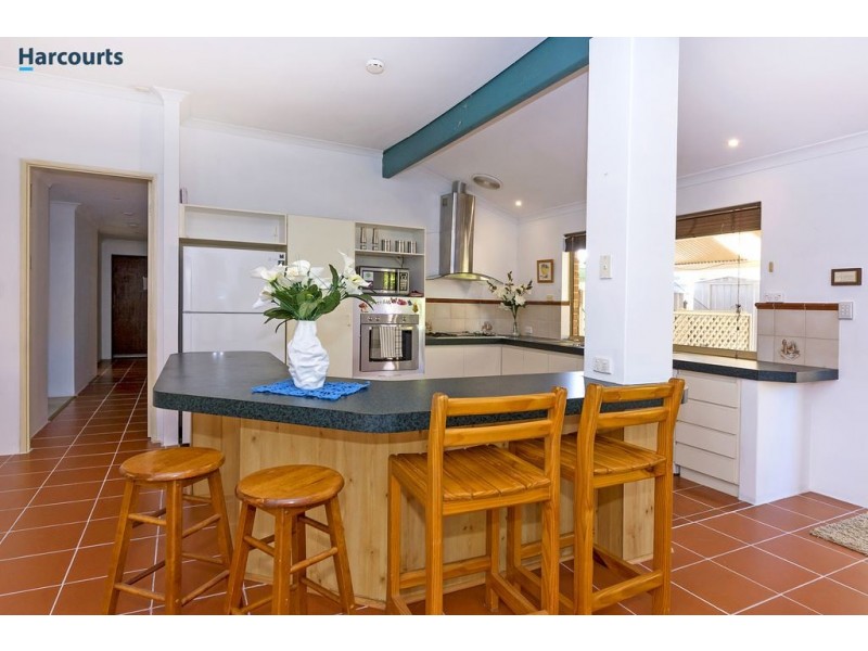 8 Placid Court, Joondalup WA 6027