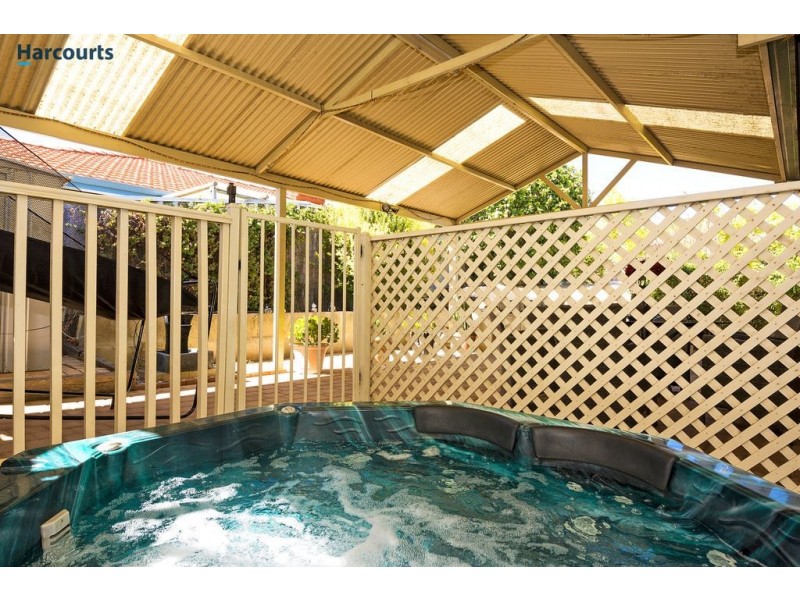 8 Placid Court, Joondalup WA 6027