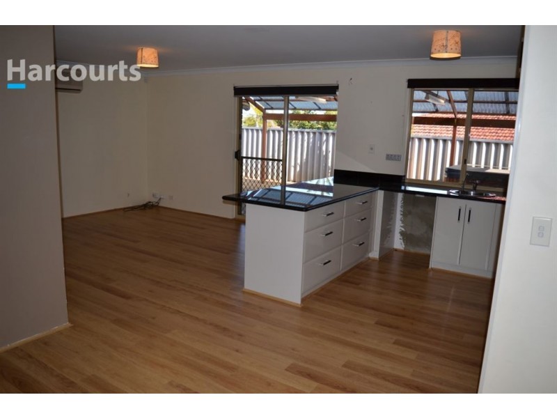 16 Sandon Elbow, Merriwa WA 6030