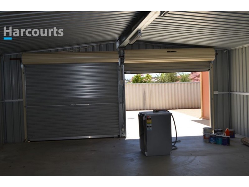 16 Sandon Elbow, Merriwa WA 6030