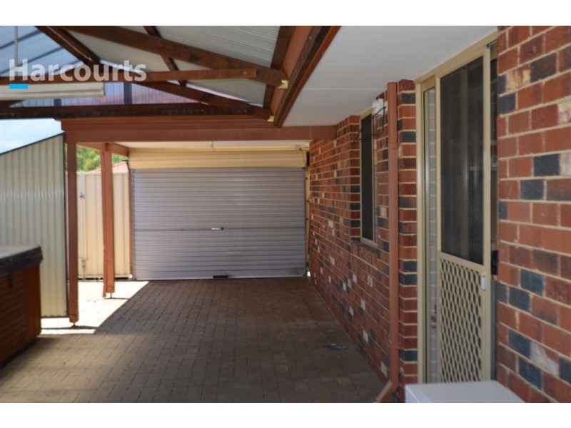 16 Sandon Elbow, Merriwa WA 6030