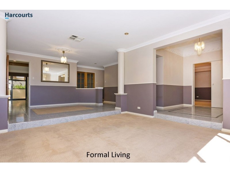 30 Santa Monica Parade, Iluka WA 6028