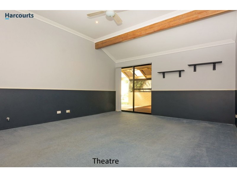 30 Santa Monica Parade, Iluka WA 6028