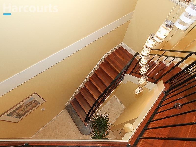 22 Chandela Loop, Currambine WA 6028