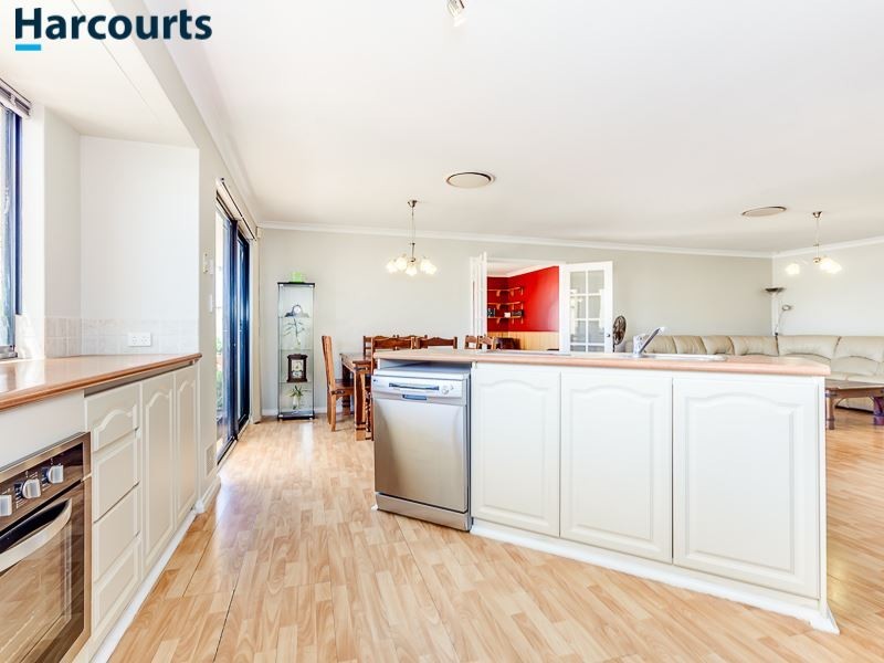 8 Soho Lane, Currambine WA 6028