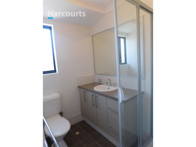 5 Oligantha Elbow, Banksia Grove WA 6031