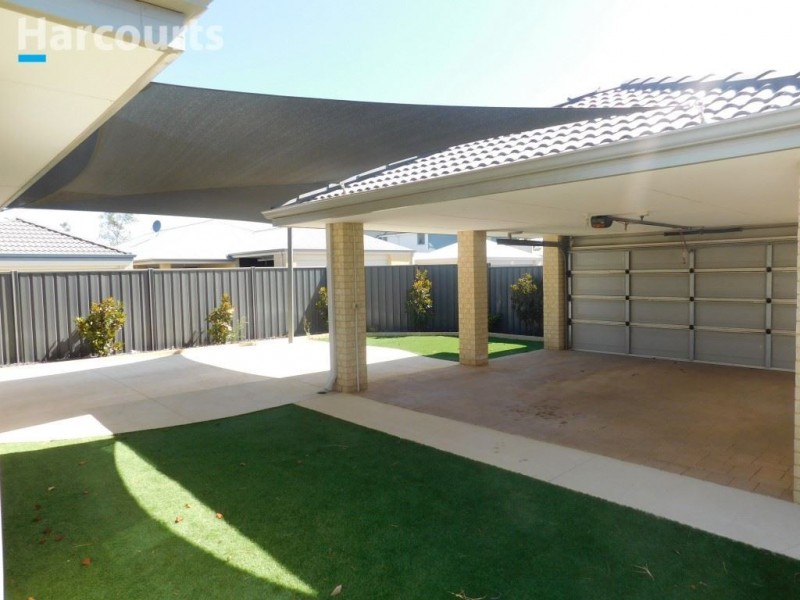 5 Oligantha Elbow, Banksia Grove WA 6031